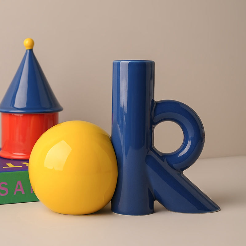 4Colors OK-Shaped Ceramic Vase - огляд і ціна Ok Lighting Decor