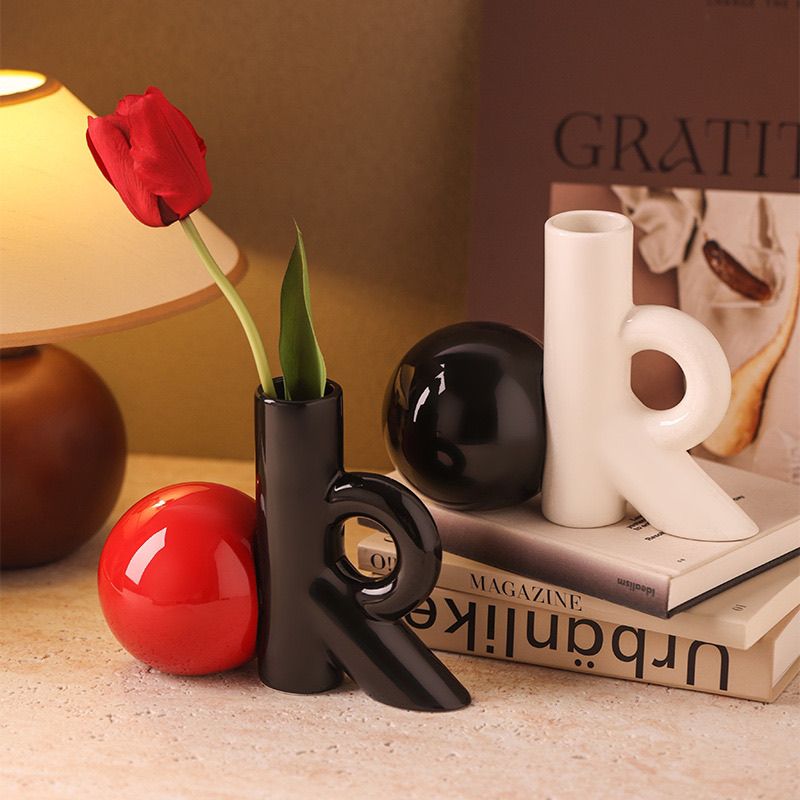 4Colors OK-Shaped Ceramic Vase - огляд і ціна Ok Lighting Decor
